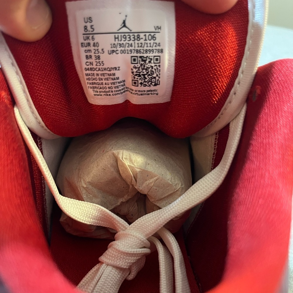 Nike Air Jordan 1 Low SE "Cracked Ruby" Sail Red Womens Shoe Size 8.5 HJ9338-106 - Picture 10 of 11